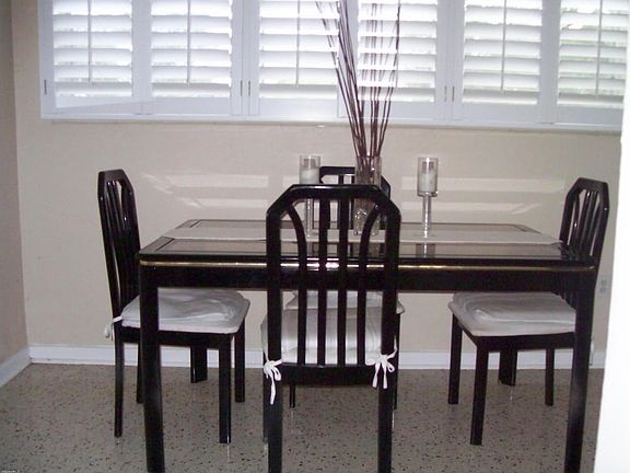 4th image of 742 Bonnie Cir
