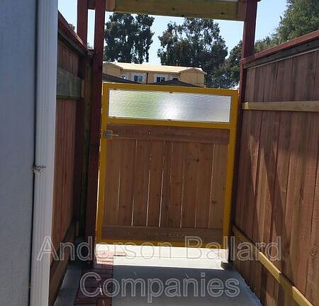 2nd image of 4163 Bannock Ave