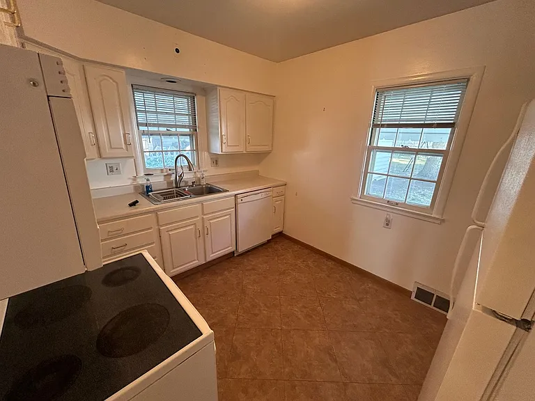 1603 S Carter Pl — Photo 9