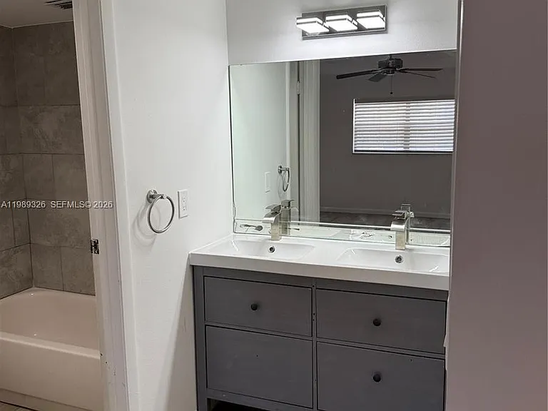 6301 N Falls Circle Dr #213 — Photo 28