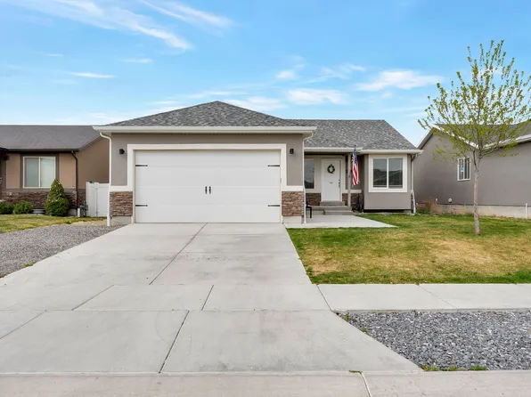 1357 E Skip St, Eagle Mountain, UT 84005