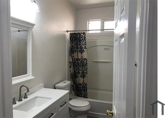 7609 Damascas Dr — Photo 10