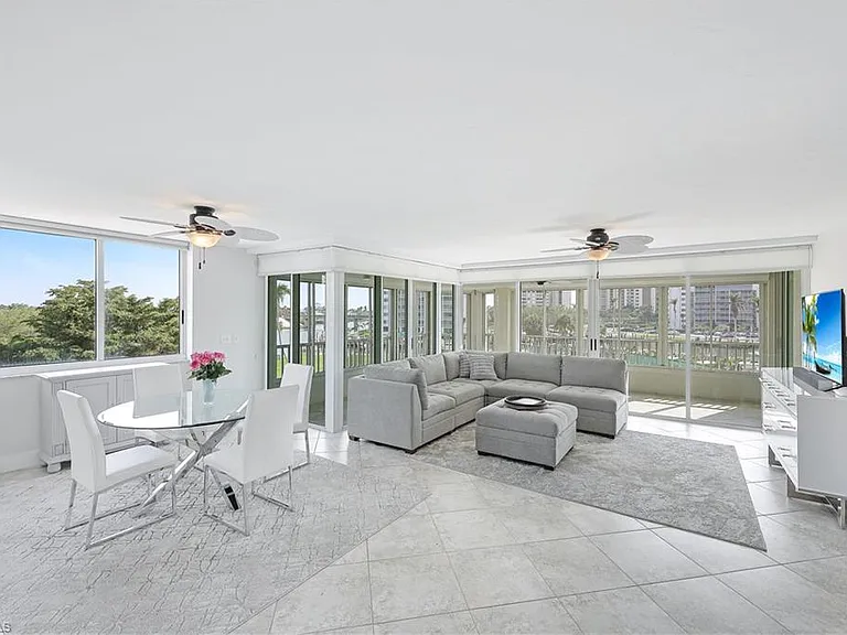 25 Bluebill Ave #A-201 — Photo 5