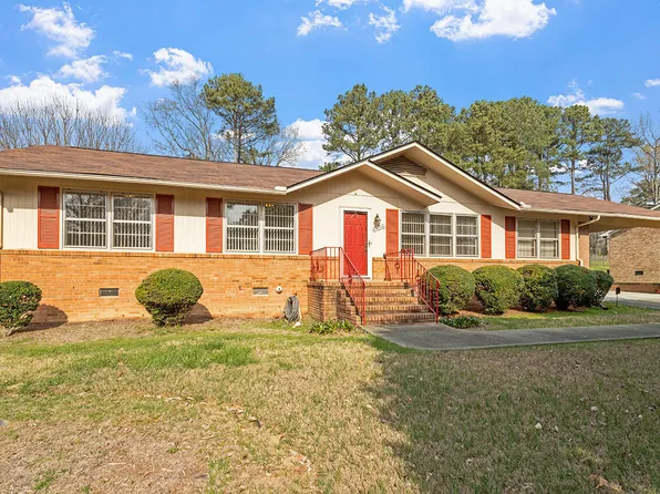 6136 Yellowstone Dr, Durham, NC 27713