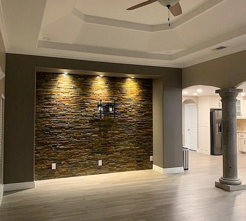 2nd image of 4806 Orchid Dr #3
