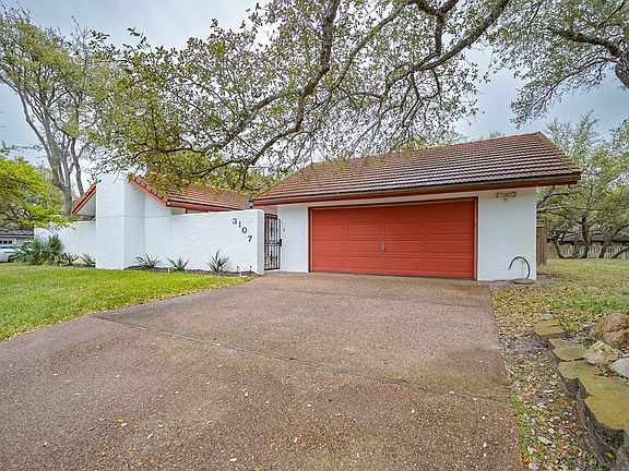 2nd image of 3107 Traylor Blvd