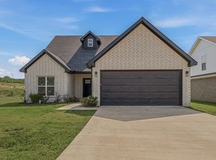2211 S 20th St, Paragould, AR 72405