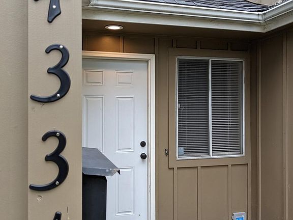 2nd image of 4331 Fairmount Ave