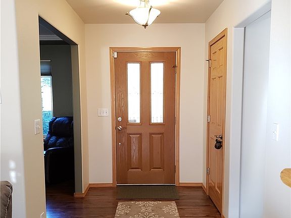 4th image of 110 W Valley Heights Dr