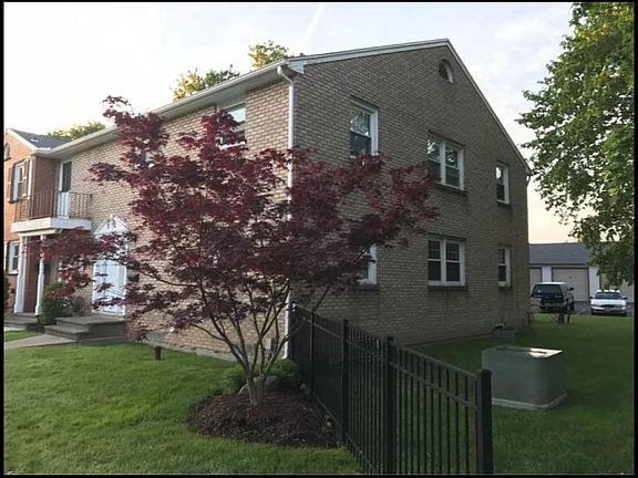 2nd image of 4298 1/2 Candlelight Ln