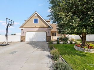 2213 Alex Dr, Filer, ID 83328