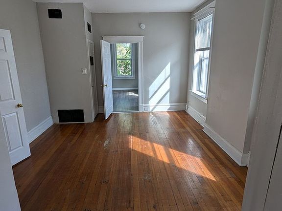 5th image of 4456 Virginia Ave #4456A