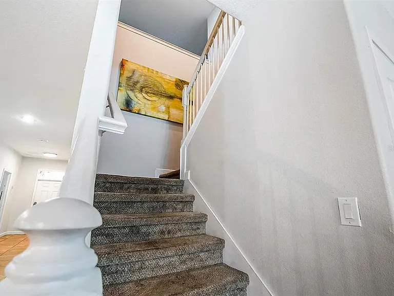 1433 Thunderbird Rd — Photo 32