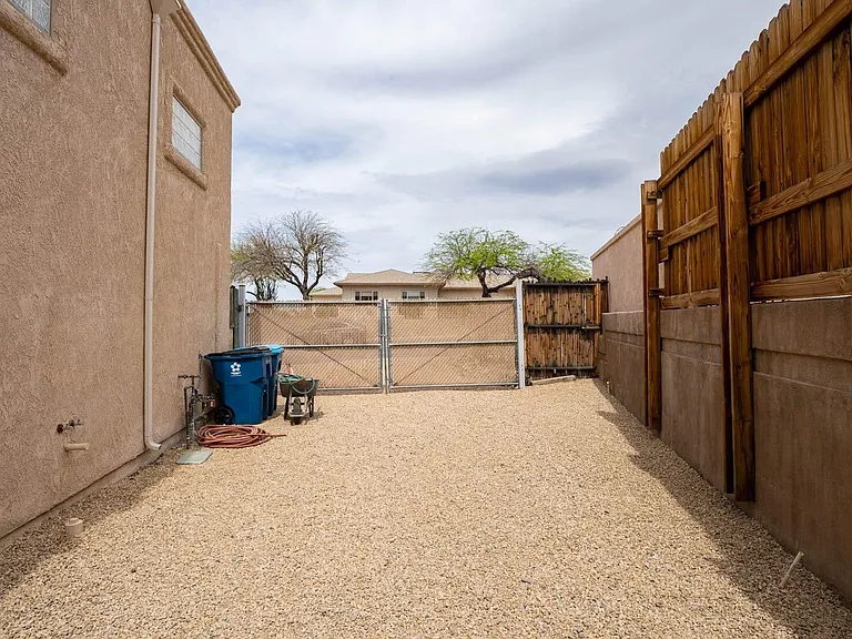 3550 Lost Dutchman Dr #101 — Photo 38