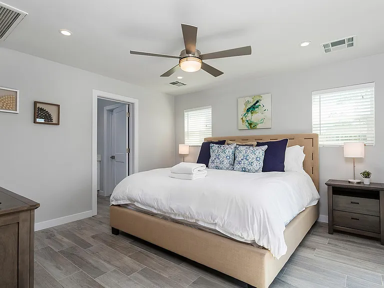 8201 E Piccadilly Rd — Photo 11