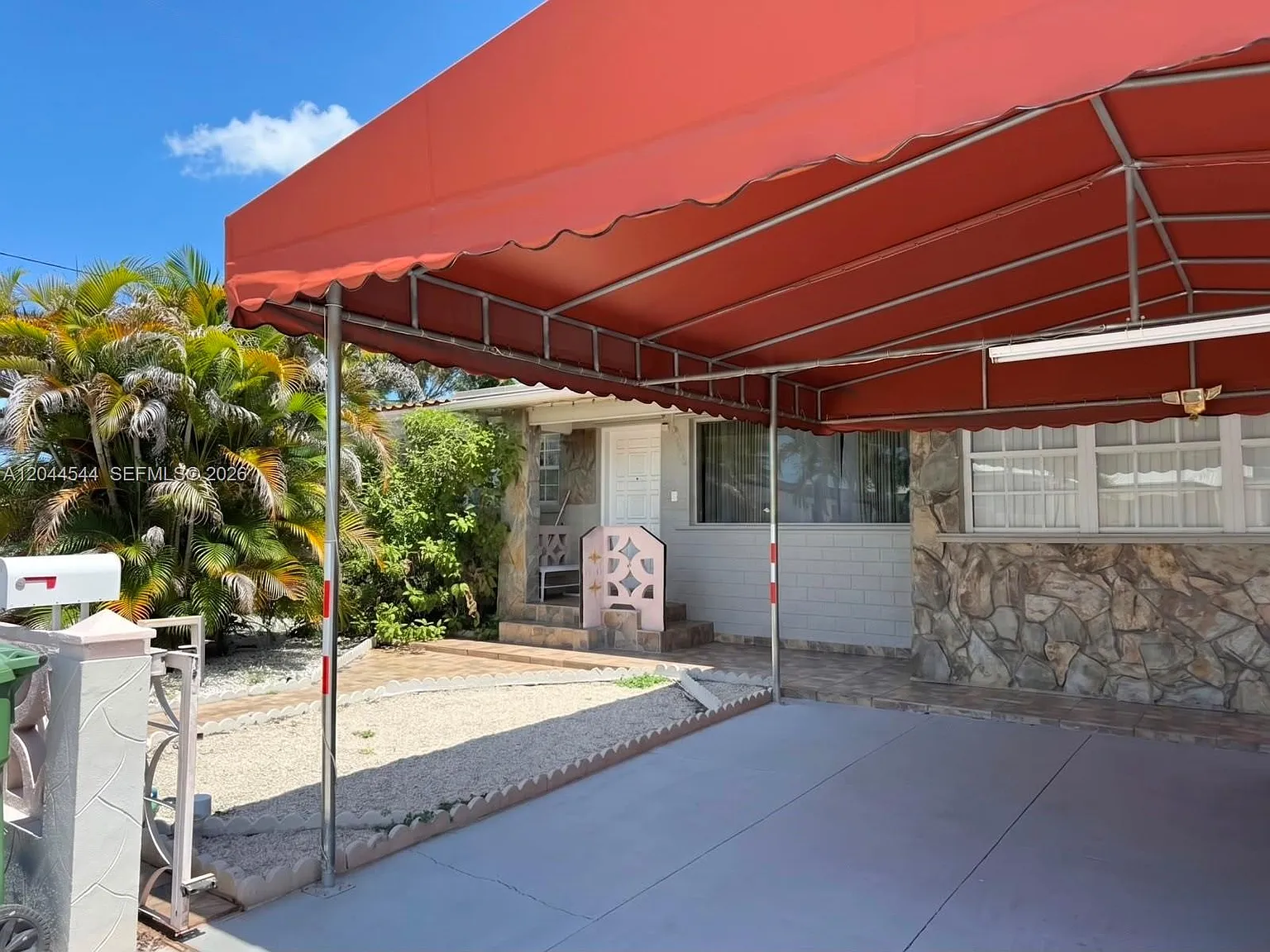 Hialeah 54th Street Addn — Photo 3