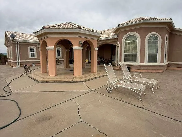 2902 N Udall St — Photo 32