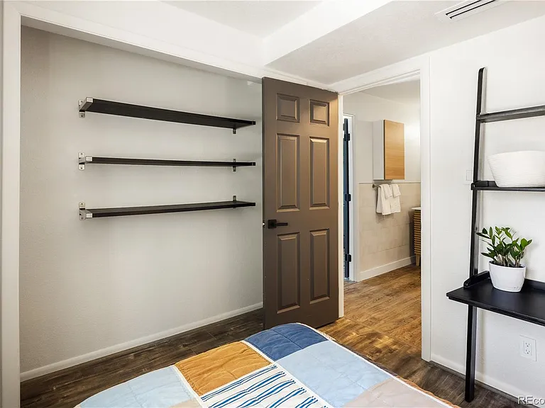2 Adams St #207 — Photo 13