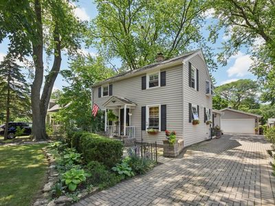 1427 S 5th St, Saint Charles, IL, 60174