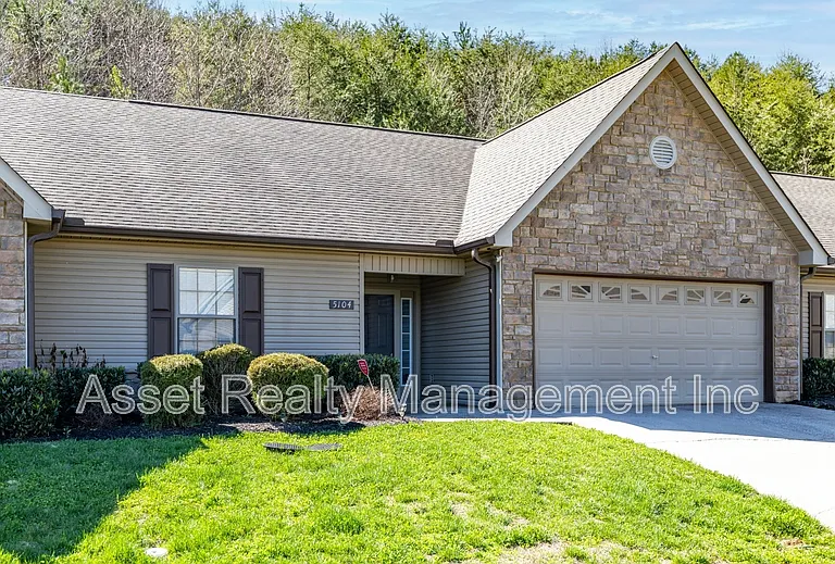5104 Cates Bend Way #1 — Photo 4