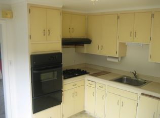 260 Monterey Rd, Pacifica, CA 94044