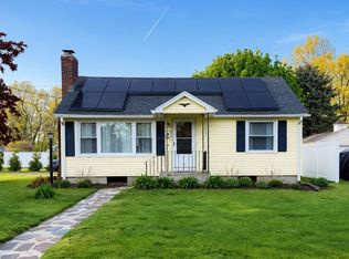 4 Jean Dr, Springfield, MA 01104