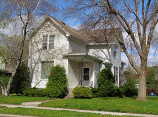 838 Cherry St, Oshkosh, WI 54901