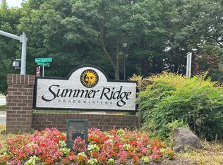 7906 Pearlbush Dr #3, Gaithersburg, MD 20879