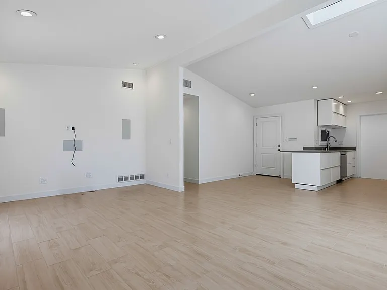 4996 Mount Almagosa Dr — Photo 12
