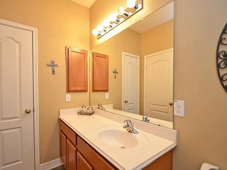 24562 Carlton Springs Ln — Photo 19