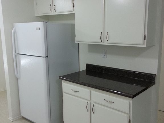 2nd image of 6114 Hazelhurst Pl APT 4