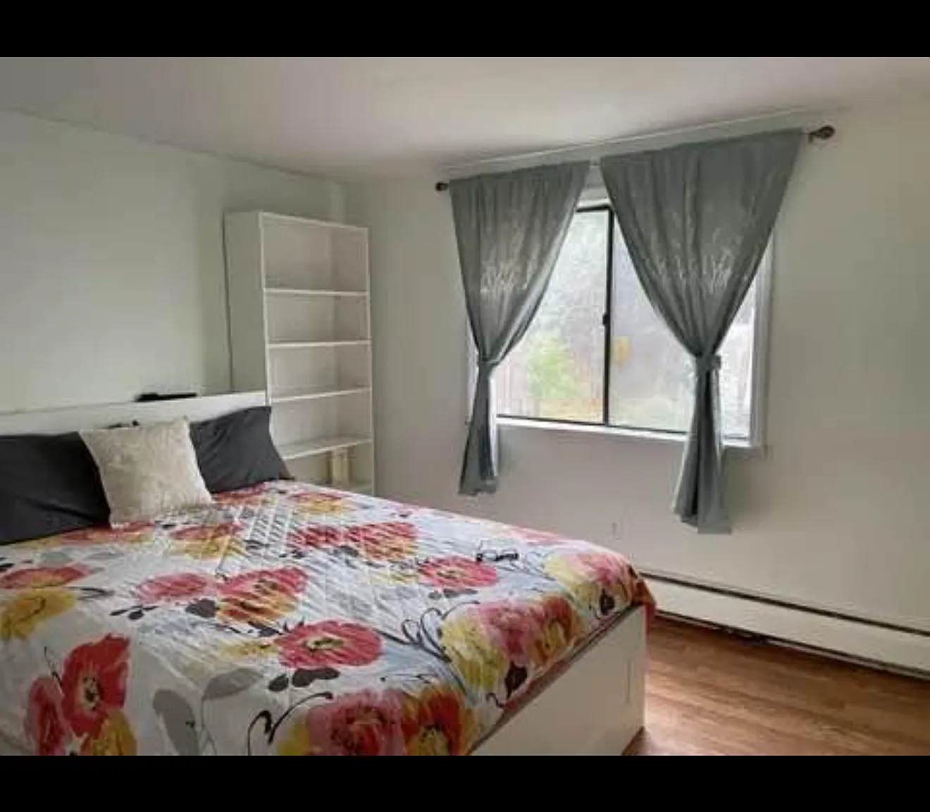 2 bed, 915 sqft, $1,990 — Photo 2