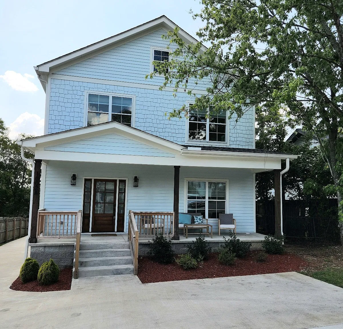 4 bed, 3.0 bath, 1904 sqft, $3,350 — Photo 3