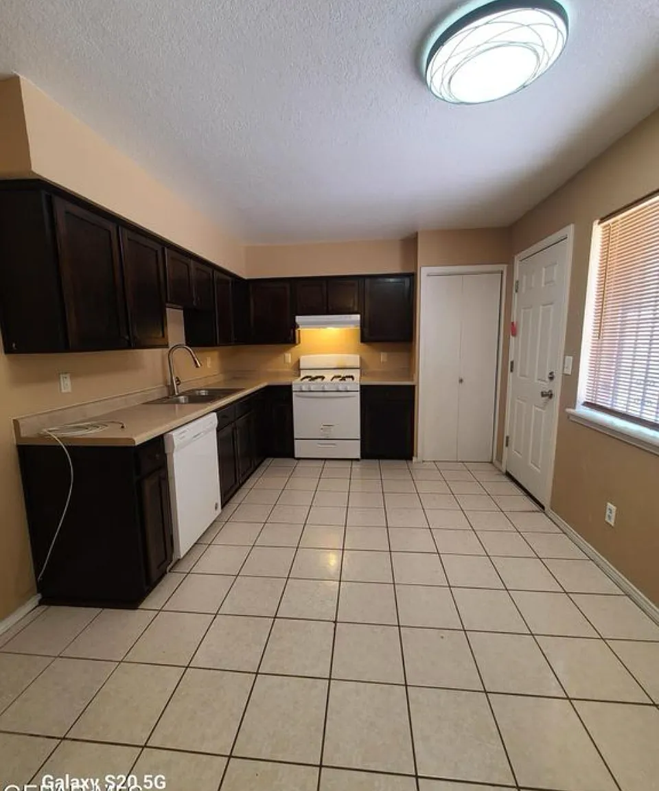 11787 Jim Thorpe Dr — Photo 3