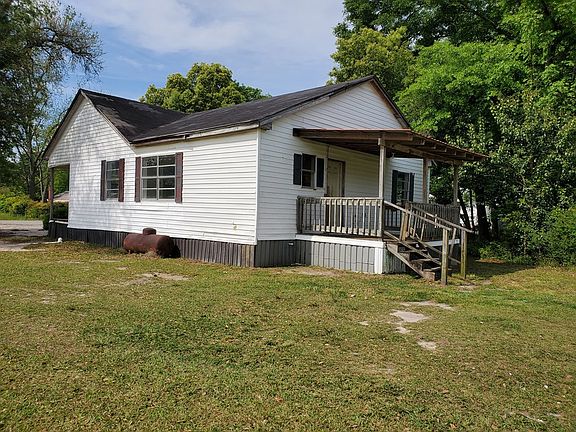 4th image of 520 Baldwin St