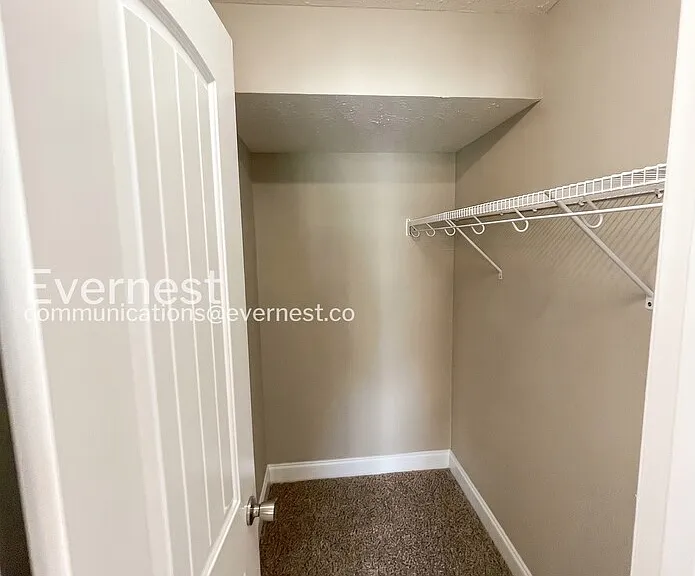 1000 Henry Place Blvd #105 — Photo 21