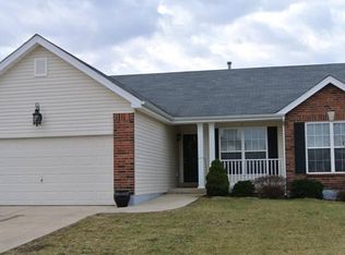 484 Terry Dr, Columbia, IL 62236