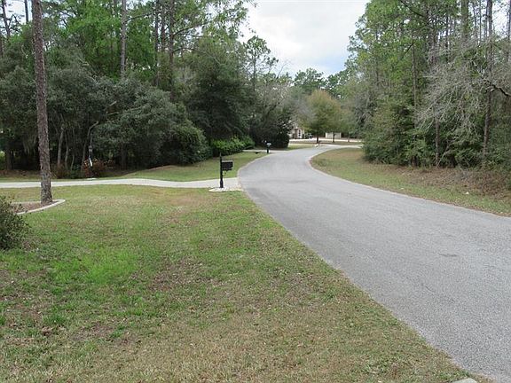 3rd image of 9415 SW 208th Cir