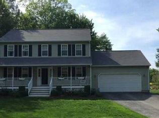 40 Rolling Meadows Rd, Pascoag, RI 02859