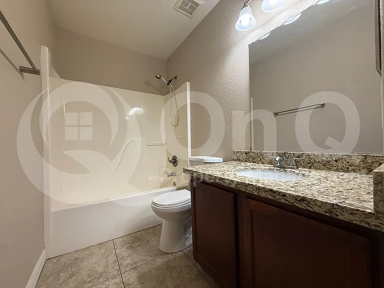 422 W Redwood Dr — Photo 24