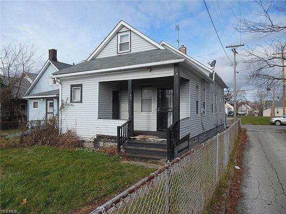 5th image of 3411 Sackett Ave