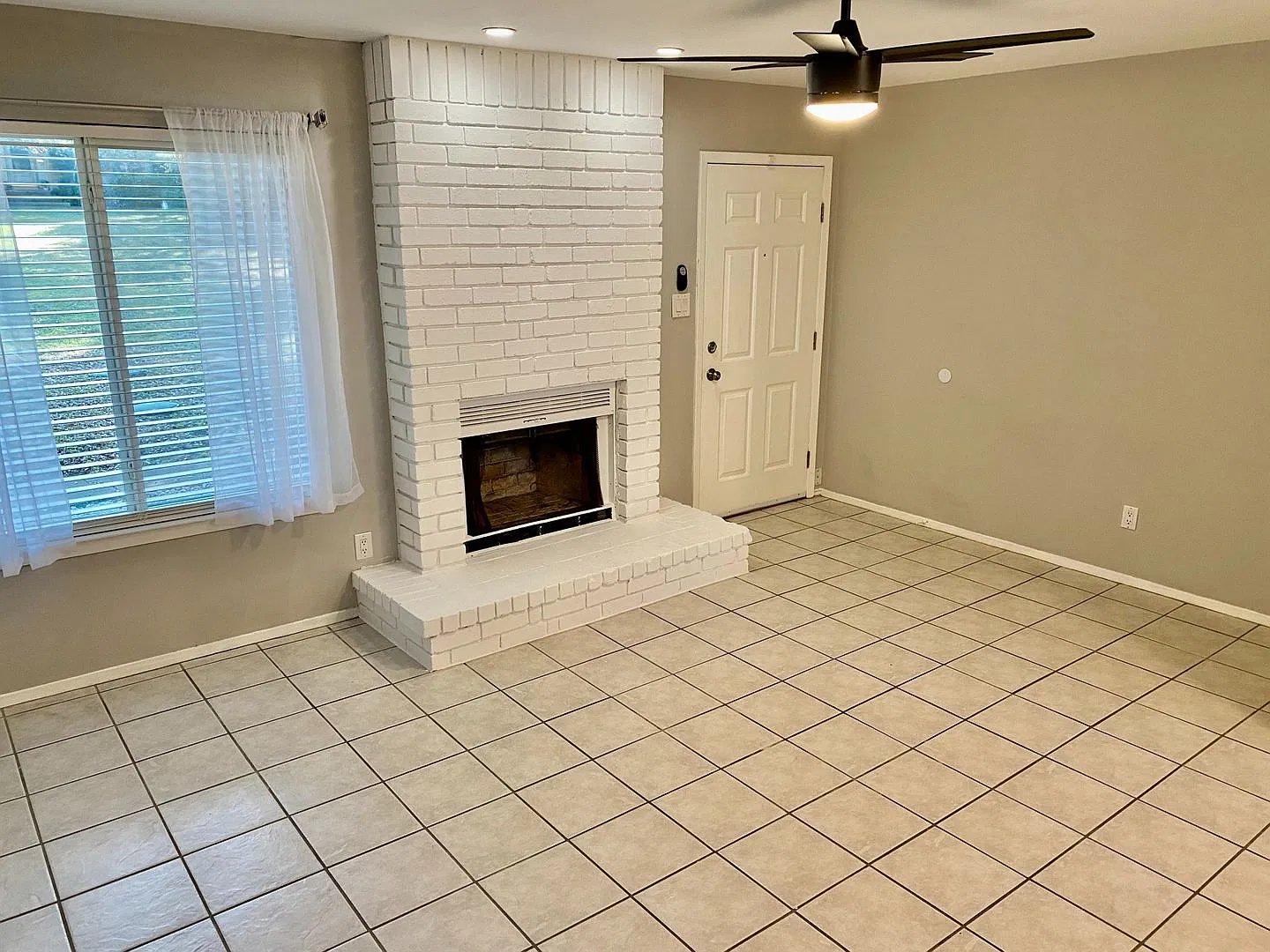 Must See Condo Close to Lake Travis! — Photo 3