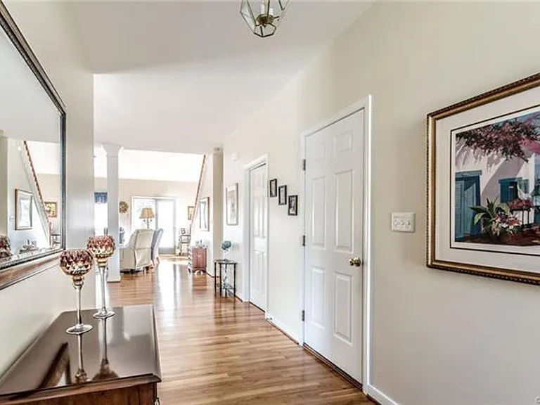 8948 Sawgrass Pl — Photo 4