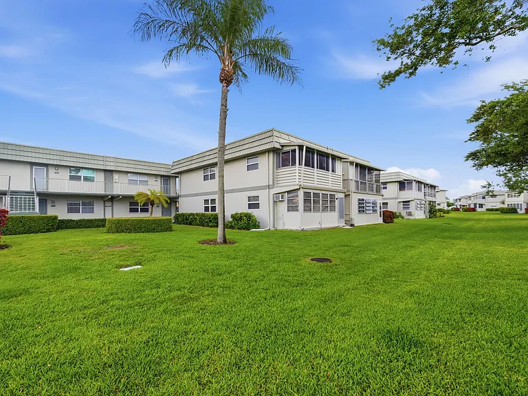 387 Flanders Way #I — Photo 25