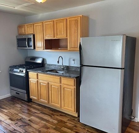 2nd image of 162 Norwood St #2