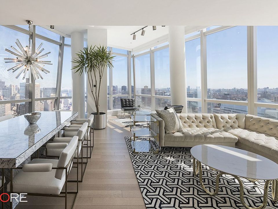 1st image of 400 Park Ave S APT 29B