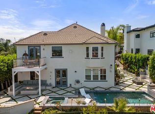 21615 Medina Estates Dr, Woodland Hills, CA 91364