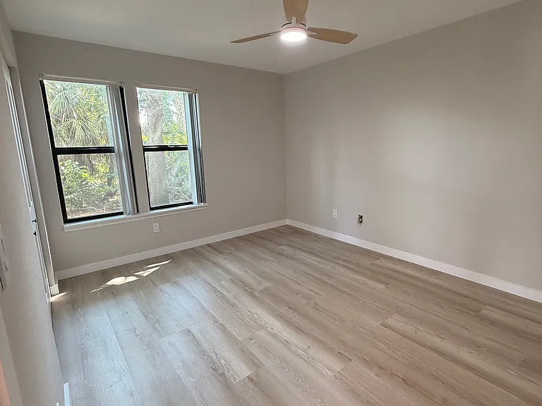 4002 Crockers Lake Blvd — Photo 6