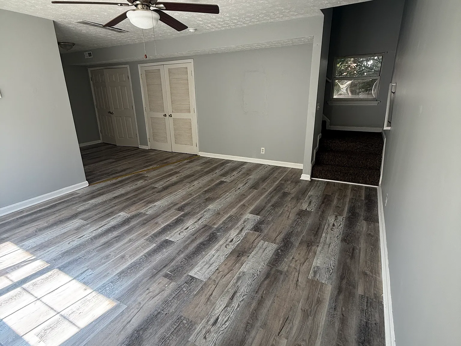 3 bed, 1200 sqft, $1,250 — Photo 4