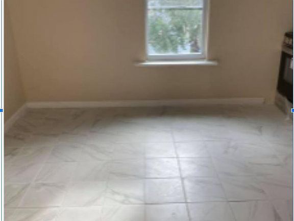 3rd image of 639 Del Valle Ave #B